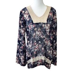 Sheer Floral Top with Lace Flare Sleeve Size Small by About A Girl